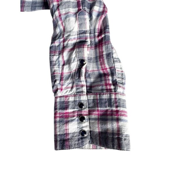 Ariat Women's Sz L Fitted Snap Front Western Shirt Embroidered Embellished Back - Picture 9 of 11